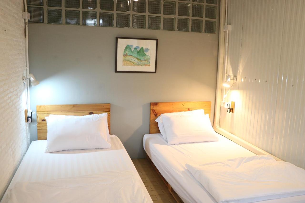 Nesuto Hostel Ramkamhaeng 52 Bangkok Exterior foto